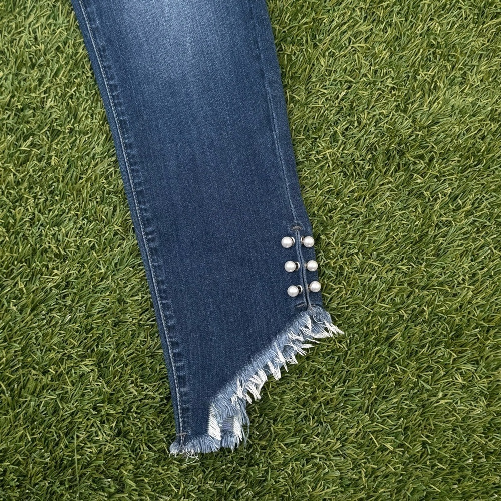 Kancan Blue Ankle Cropped Jeans with Frayed Hem and Pearl Detail - Picture 4 of 15